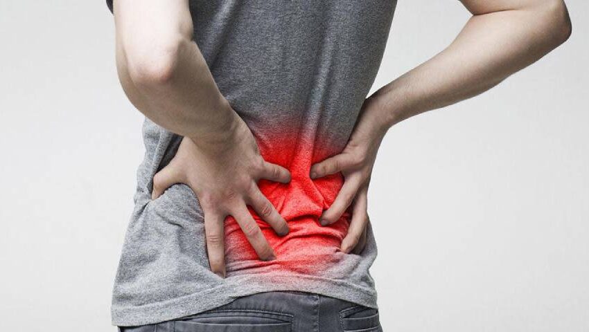 This image explains Can Back Pain Be Caused by Gas?, highlighting common symptoms, digestive causes, and proven Remedies for Gas-Related Back Ache. Expert insights by Dr. Ashwini Gaurav help differentiate gas pain from spinal or orthopaedic back conditions.